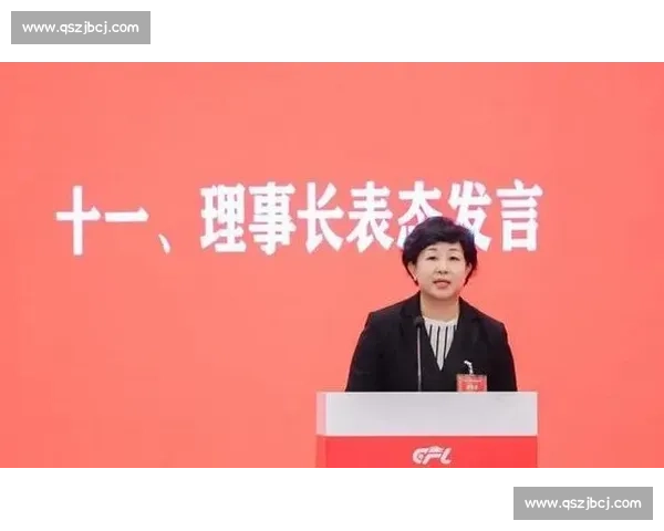 两分钟噩梦!彭欣力染红引争议,泰山官方辟谣场边 “电话门” 两分钟噩梦!彭欣力染红引争议,泰山官方辟谣场边 “电话门”